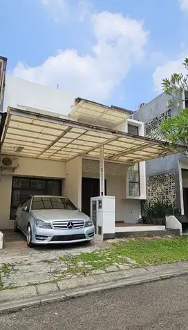 HOT SALE Rumah Murah 2 Lantai 3+1 KT di Emerald Bintaro Jaya lr13537