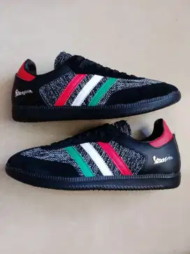 Adidas Samba OG x Vespa Italy Flag Size 41 Made in Vietnam