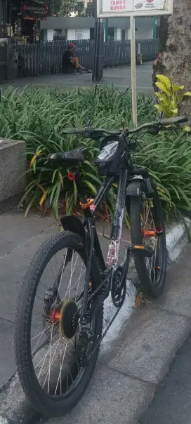 Sepeda MTB Specialized Hardrock 26