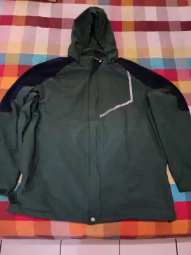 Jaket outdoor bekas size XL