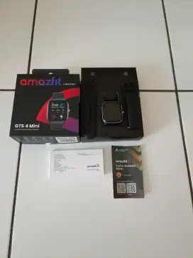 Smartwatch Amazfit GTS 4 Mini Kondisi Like New Jarang dipakai