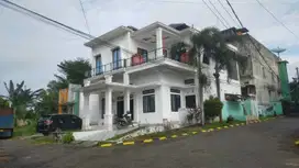 Rumah Besar dijual di Jambi.