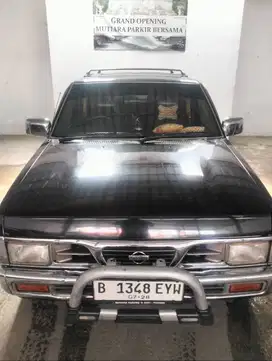 Nissan Terrano Spirit S1