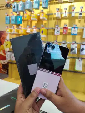 SAMSUNG GALAXY Z FLIP 5 5G FREE GIFT PREMIUM & FREE 1X ANGSURAN