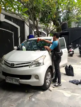 Kaca film mobil garansi 5 tahun