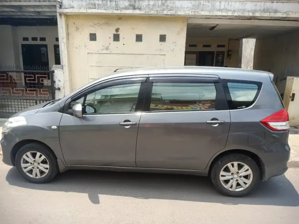 Ertiga tangan 1 Harga ok