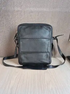 A.Testoni A Testoni Sling Bag Leather Men Black Tas Selempang