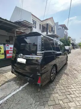 Toyota Voxy 2018 CASH