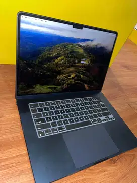 Macbook Air 15inch M2 Second