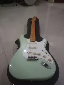 Gitar listrik Fender MIM classic 50 original