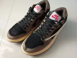 Sepatu Nike AJ1 Traviscot Kaktus gratis ongkir nego