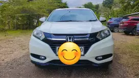 Honda hrv e cvt 2017 kondisi siap pakai pajak on oktober 2025