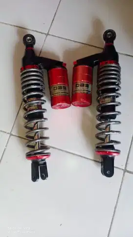 Dijual aja shockbreaker belakang nmax merk DBS