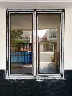 Pasang Partisi Gypsum + Kusen Alumuniu + Pintu Kaca