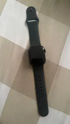 apple watch SE 42mm gen 2