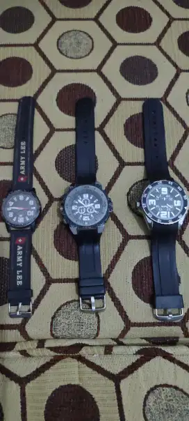 JAM DIGITAL WATER RESISTEN BEKAS MURAH