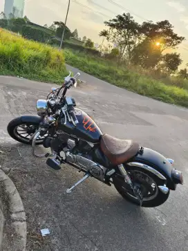 Cruiser SM Motor V16 modif Sportster iron