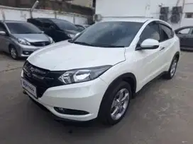 [OLXmobbi]  Honda HR-V 1.5 E Bensin-AT 2018 Putih