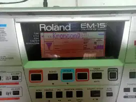 Keyboard roland em15i