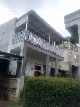 Rumah cantik ada view di wangunsari Lembang Bandung