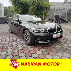 (TDP Rp 138,9 Jtan)
BMW 320i AT 2021