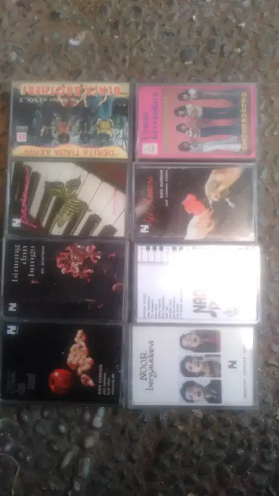 Kaset Jadul Antik