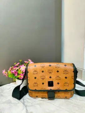 Dijual Tas Luxury Brand MCM. 100% ORI, Kondisi Like New.