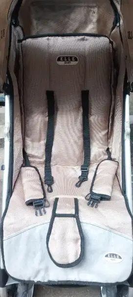 Stroller/dorongan bayi ELLE BABY masih mulus