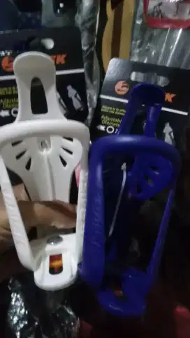 Tempat botol minum sepeda