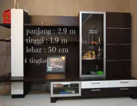 Lemari TV multifungsi , dijual cepat