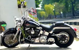 Moge dijual Harley Davidson Heritage Softail