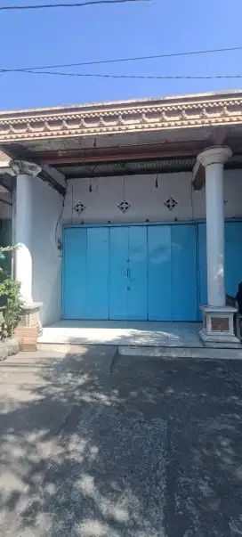 Disewakan ruko tepi jalan raya 300m dari sritex