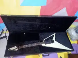 Gitar listrik cort VX-4V