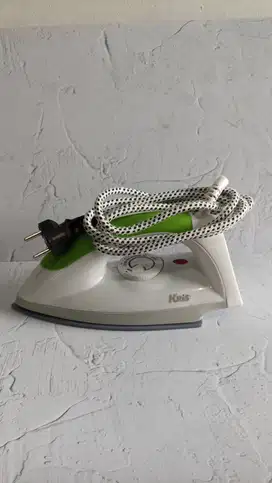 SETRIKA KRIS GN300