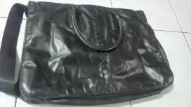 Dijual tas kulit asli Bottega