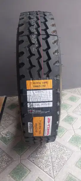 BAN TRUK TIRON RADIAL 7.50 R16