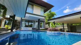 Rumah Luxury Minimalis Modern Dengan Pemandangan Gunung di Sentul City