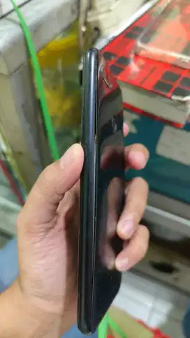 DIBELI HP BEKAS ATAU RUSAK REALME