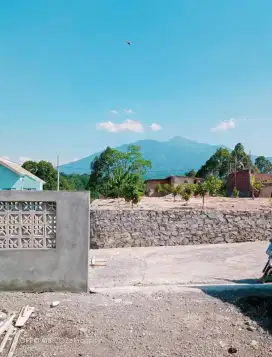 TANAH BONUS PONDASI VIEW GUNUNG DI GUNUNG PATI