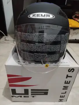 Helm Zeus ZS 610 Black Matte atau Black Doff