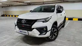 Pajak Panjang TDP 25JT Toyota Fortuner 2.4 4x2 VRZ TRD-AT 2019 Putih