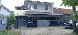 Dijual rumah sekaligus kos2an berlokasi di  jl Dempo Dalam Palembang