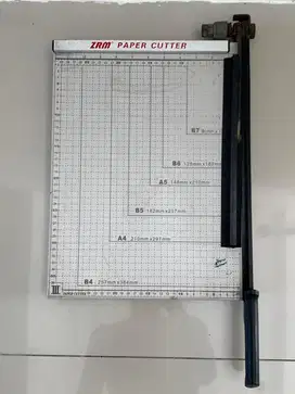 Paper Cutter B4 ZRM1512 (15x12)