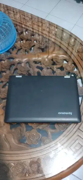 Dijual laptop merek lenovo