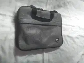 Tas Laptop atau tablet size 10-11 inci