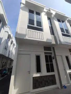 rumah modern 2 lantai di cempaka putih timur jakarta pusat