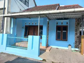 Dikontrakkan rumah 3 kamar tidur didekat stadion maguwoharjo/jogja bay