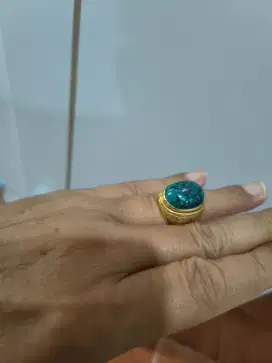 Cincin emas batu pirus persia