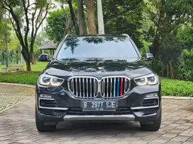 KM.16.RB NOT MILES! BMW X5 G05 2021 7 SEAT HITAM RASA BARU PERFECT !!