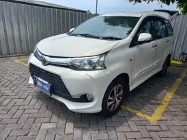 Pajak Panjang Toyota Avanza 1.5 Veloz Bensin-AT 2016 Putih UID